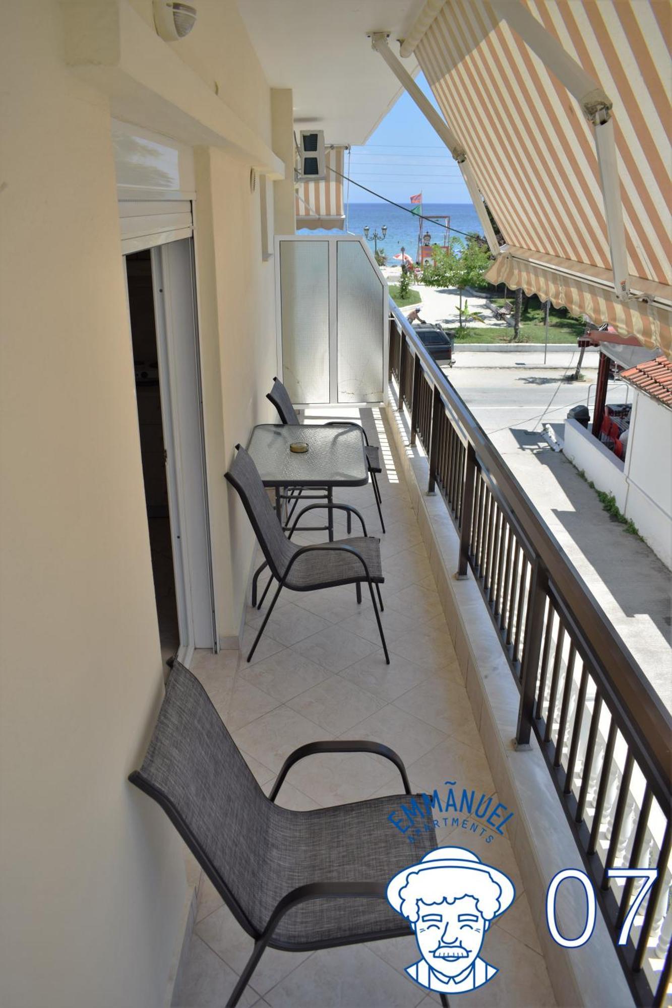 Emmanuel Apartments Paralía Dış mekan fotoğraf