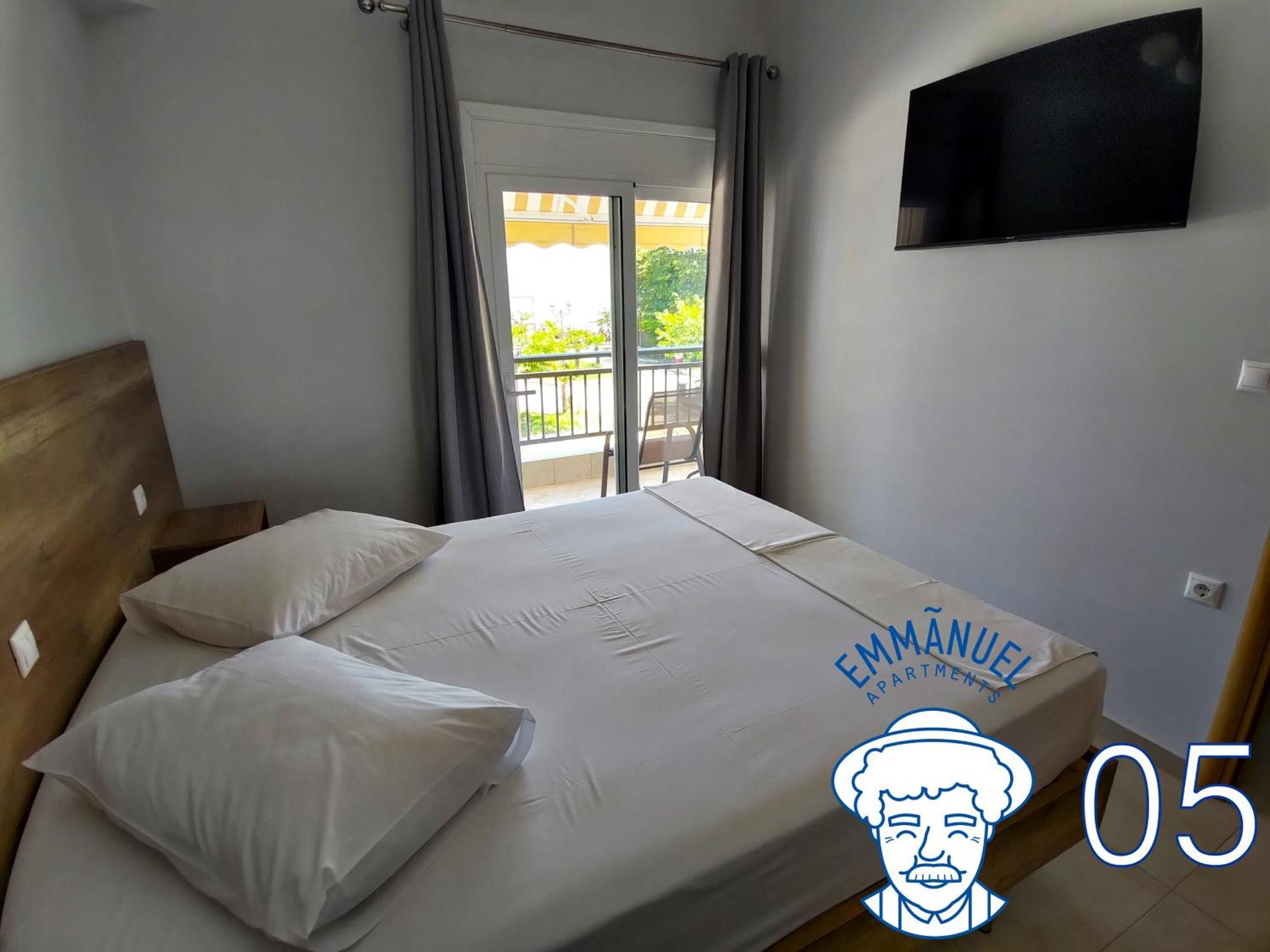 Emmanuel Apartments Paralía Dış mekan fotoğraf